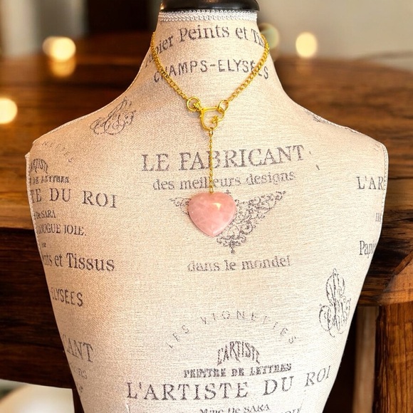 Gorgeous Rose Quartz heart pendant necklace It is the love stone for a reason - Picture 14 of 15